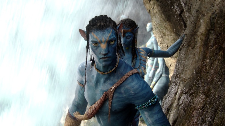 Sam Worthington moving carefully Avatar