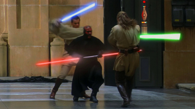 Darth Maul fights two jedis