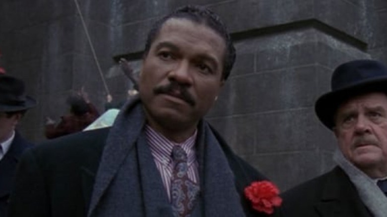 Billy Dee Williams as Harvey Dent 