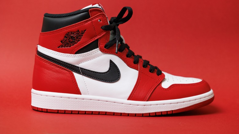 Air Jordan 1 red background