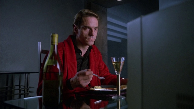 Jeremy Irons eating