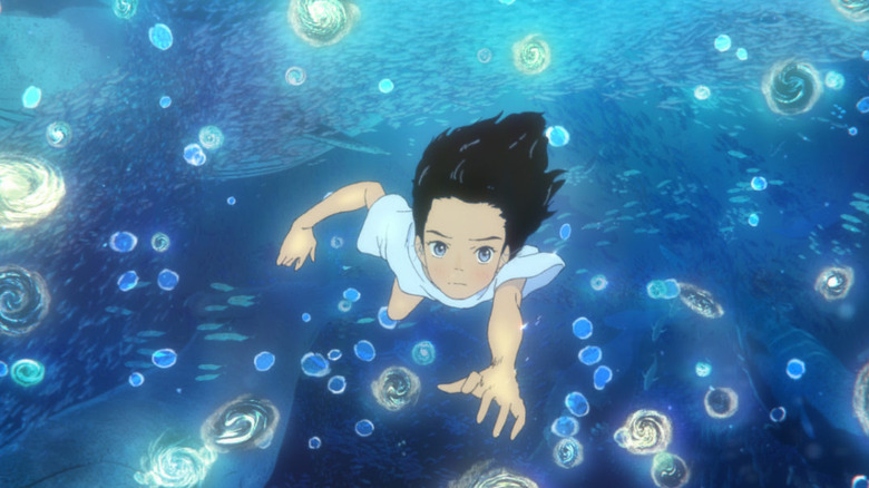 Ruka swimming underwater