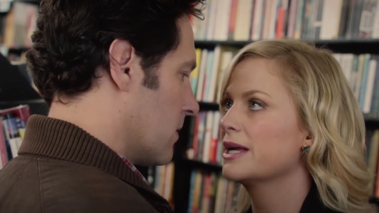 Paul Rudd and Amy Poehler talking