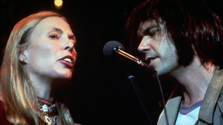 Joni Mitchell and Neil Young singing