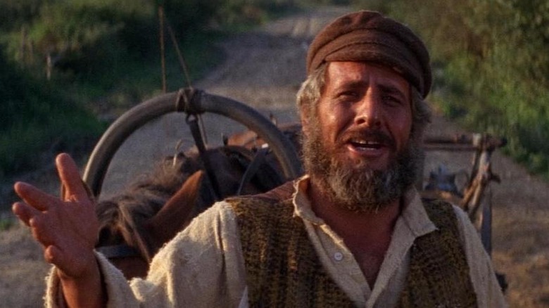 Tevye singing