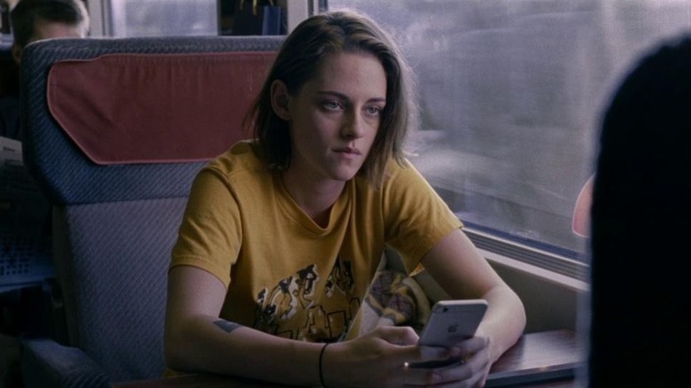 Kristen Stewart on train