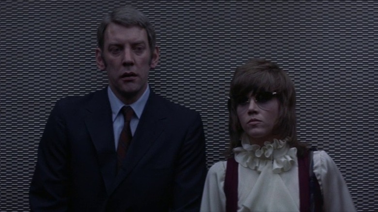 Donald Sutherland and Jane Fonda in Klute