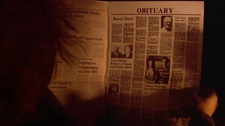 Betelgeuse reading the newspaper obituary