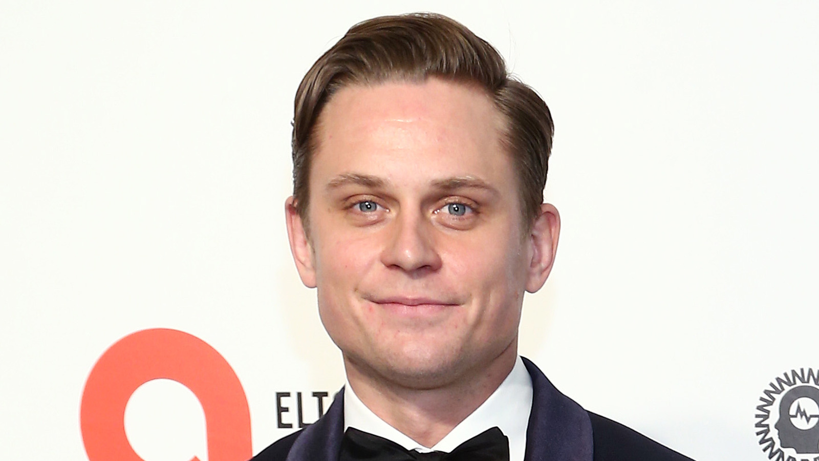 Billy Magnussen Gives His Honest Opinion On Logan Ashs Fight With Bond In No Time To Die 