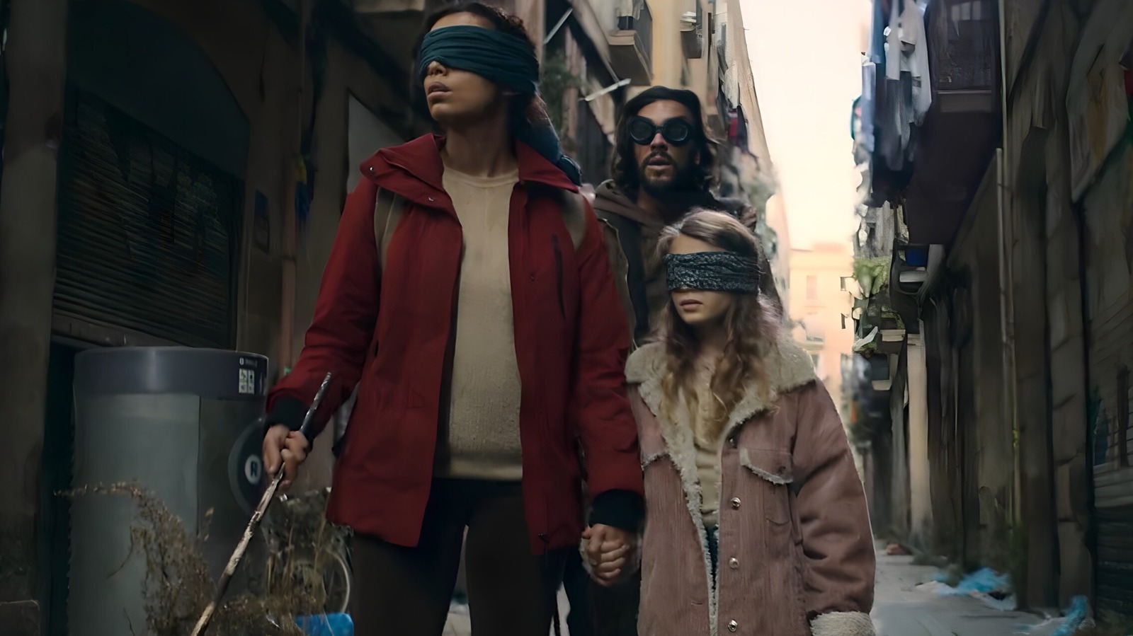 Bird Box Barcelona's Teaser Trailer Suggests It's Creepier Than Its