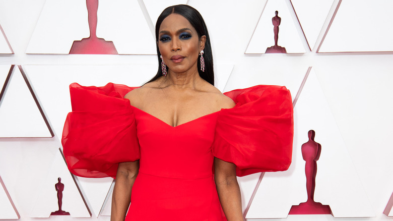 Angela Bassett red dress Oscar statue