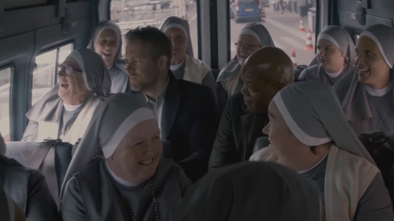 Michael Bryce, Darius Kincaid on nun bus