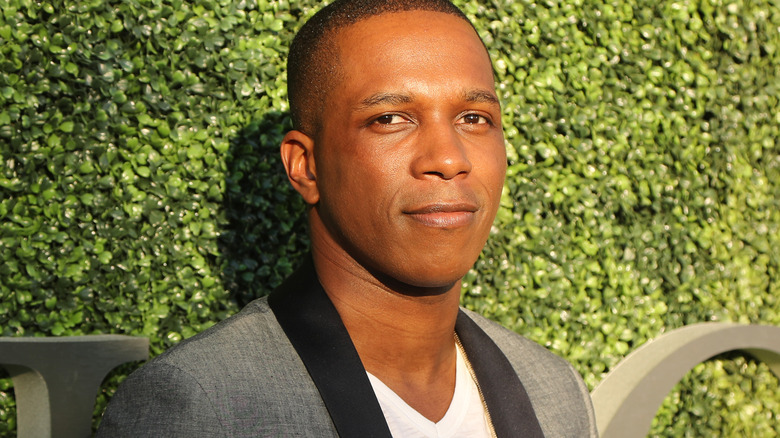 Leslie Odom Jr. Singing