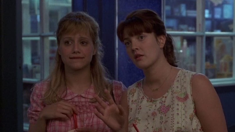 Brittany Murphy and Drew Barrymore in Riding in Cars with Boys