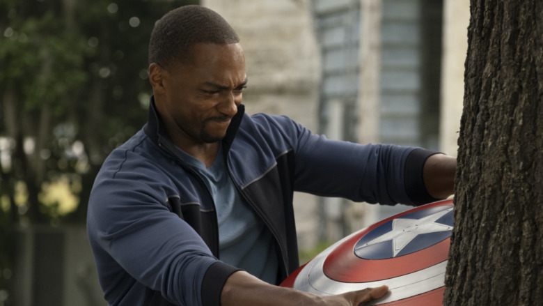 Sam Wilson pulls shield