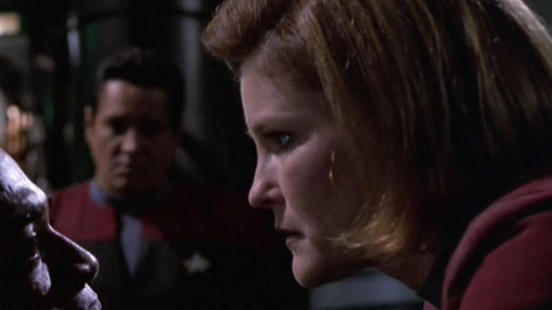 Janeway interrogates Lessing