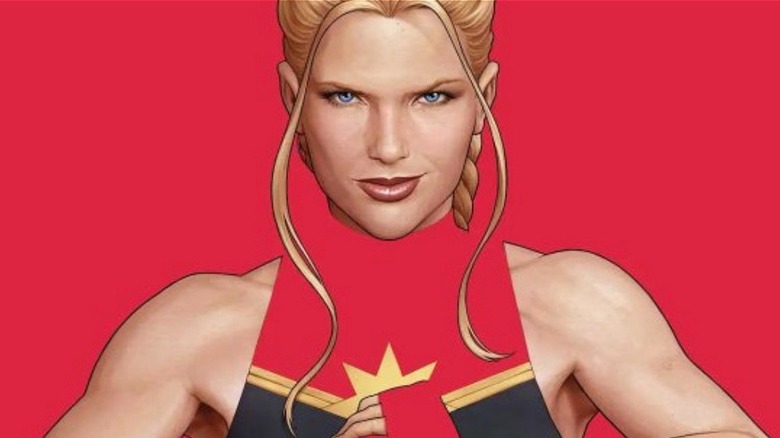 Captain Marvel negative space variant cover