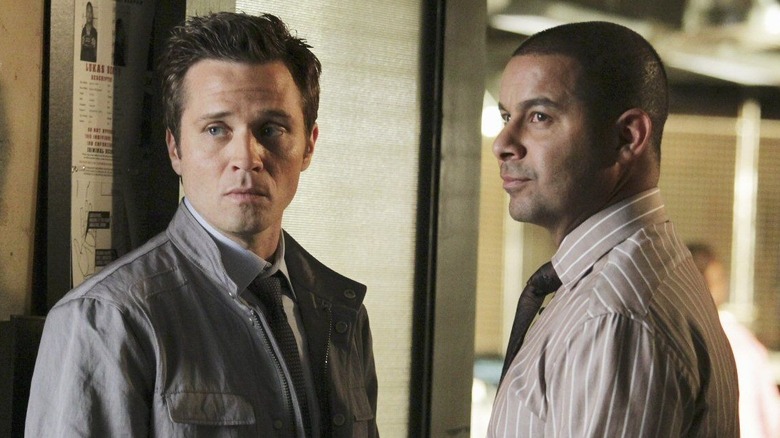 Seamus Dever and Jon Huertas in Castle