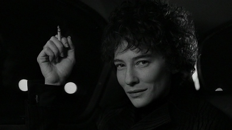 Blanchett as Dylan holding cigarette 