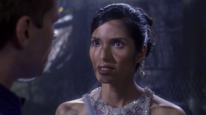 Padma Lakshmi playing alien