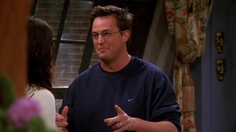 Chandler talks with Monica