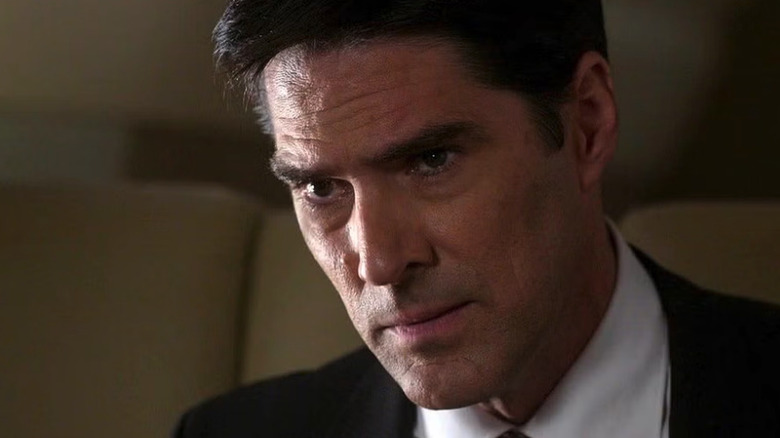 Hotch looks left