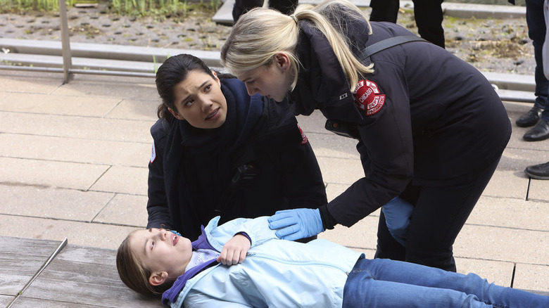 Sylvie and Violet treat an eye injury 