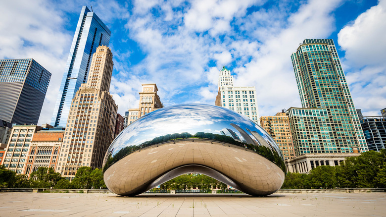 The Chicago Bean in an empty city