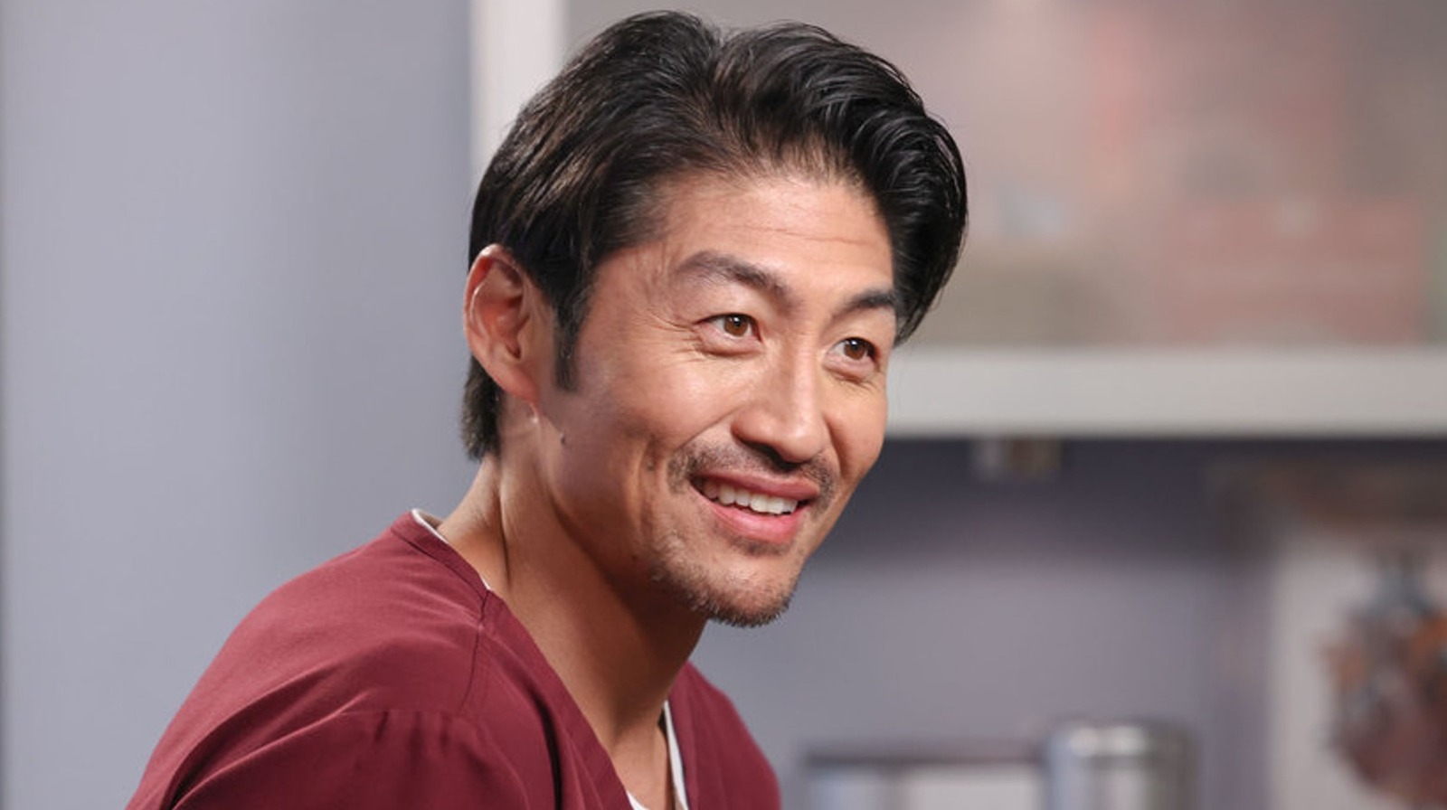 Chicago Med Brian Tee Is Leaving The Door Open For Dr Ethan Choi Return