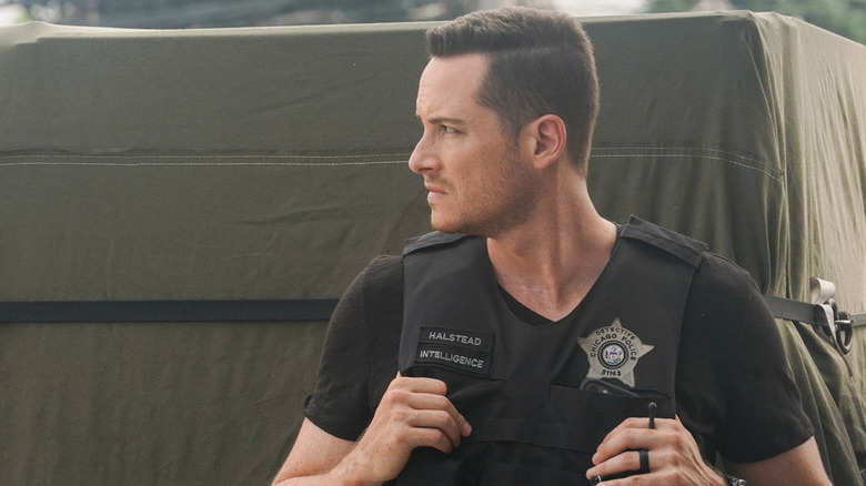 Jesse Lee Soffer as Jay Halstead in Chicago P.D. vest