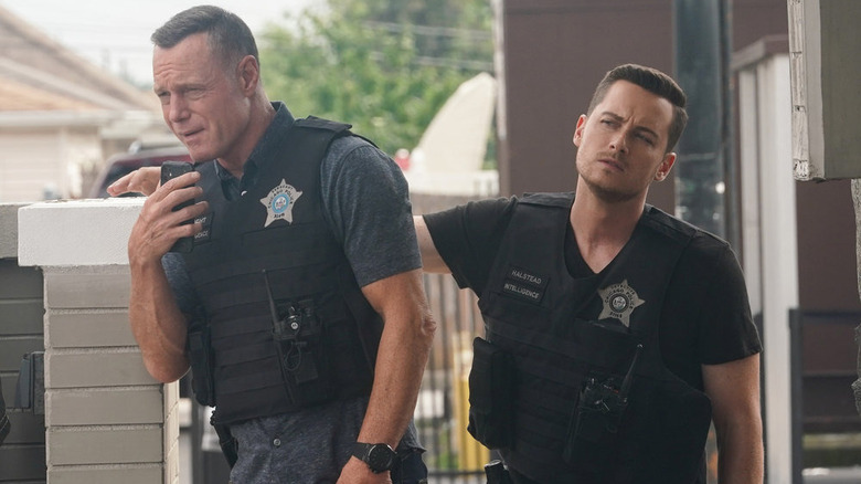 Jason Beghe Hank Voight Jesse Lee Soffer Jay Halstead Chicago PD