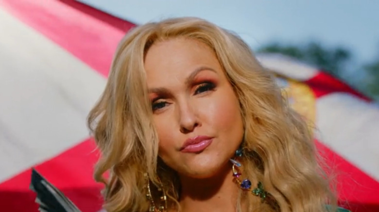 Jenn Lyon on Claws