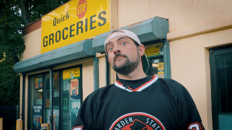 Kevin Smith raising his eyebrows