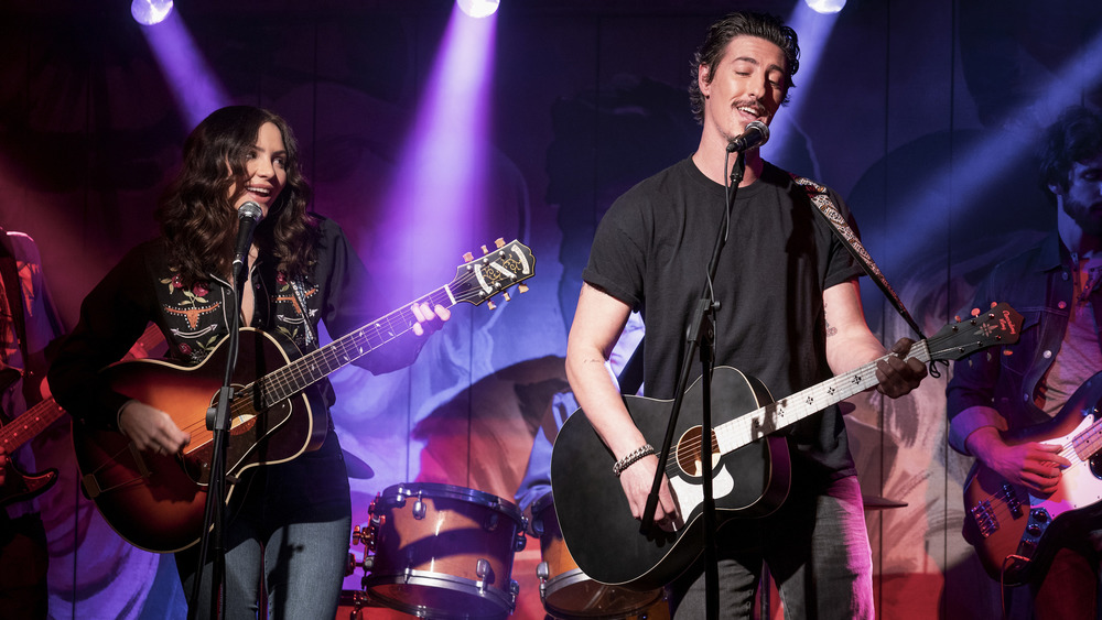 Bailey and Boone performing on Country Comfort