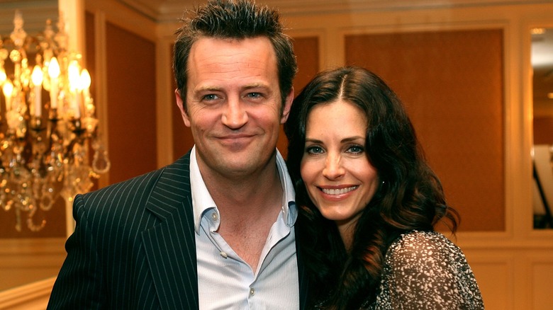 Matthew Perry and Courteney Cox 