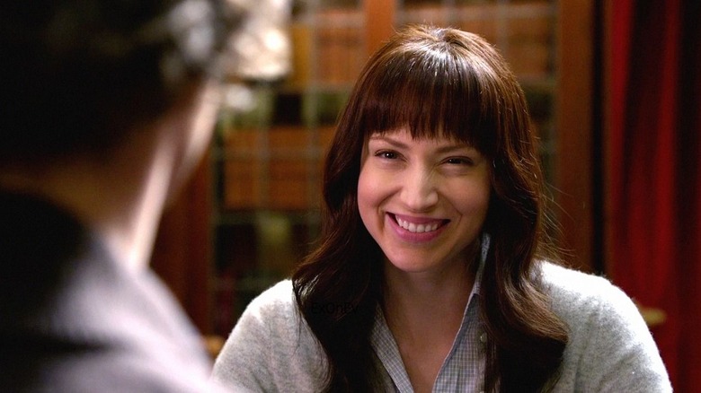 Beth Riesgraf smiles on Criminal Minds