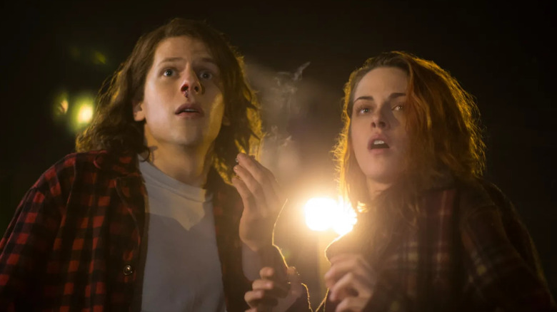 Mike and Phoebe look terrified in "American Ultra" (2015)