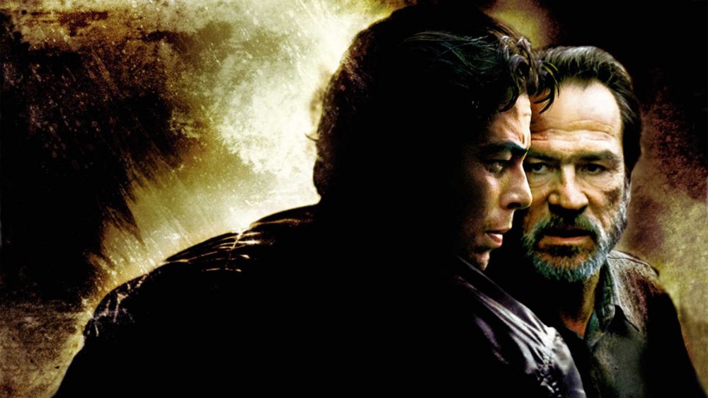 Benicio del Toro and Tommy Lee Jones in The Hunted