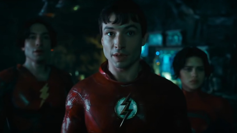 Multiple Flash and Supergirl in The Flash movie 