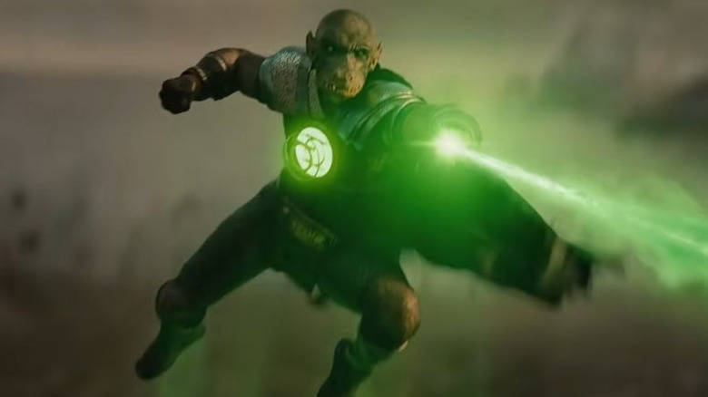 Green Lantern in battle