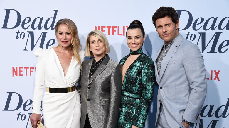 Christina Applegate, Liz Feldman, Linda Cardellini, and James Marsden posing together