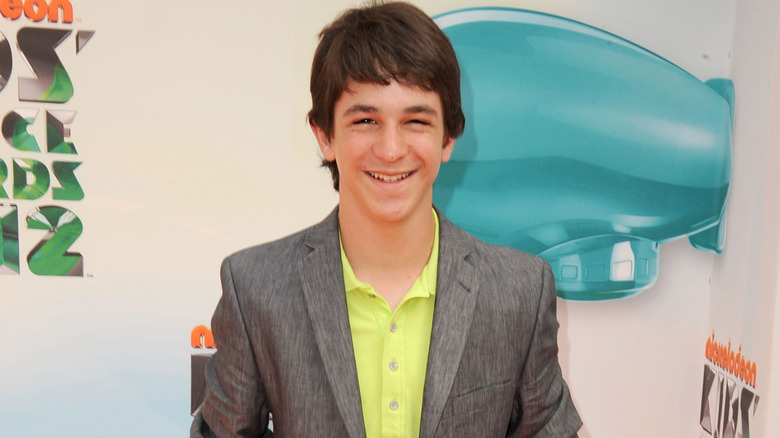 Zachary Gordon smiling at event