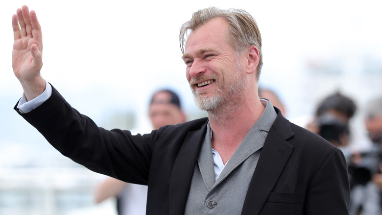 Christopher Nolan waves