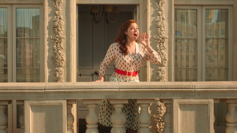 Giselle singing on balcony