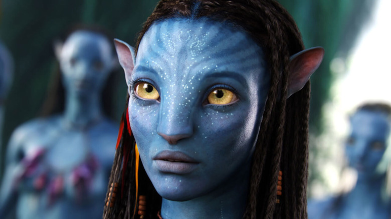 Neytiri looking concerned