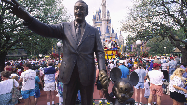 Walt Disney Mickey Mouse statue