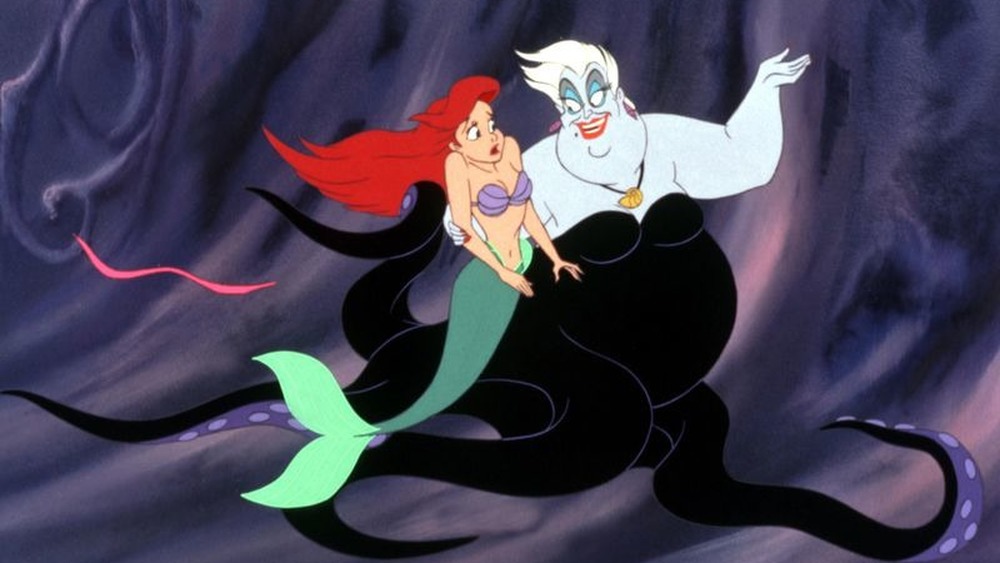 Ursula singing to Ariel