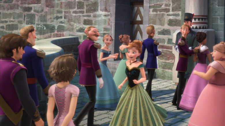 Anna running through crowd, Rapunzel and Flynn standing in the crowd