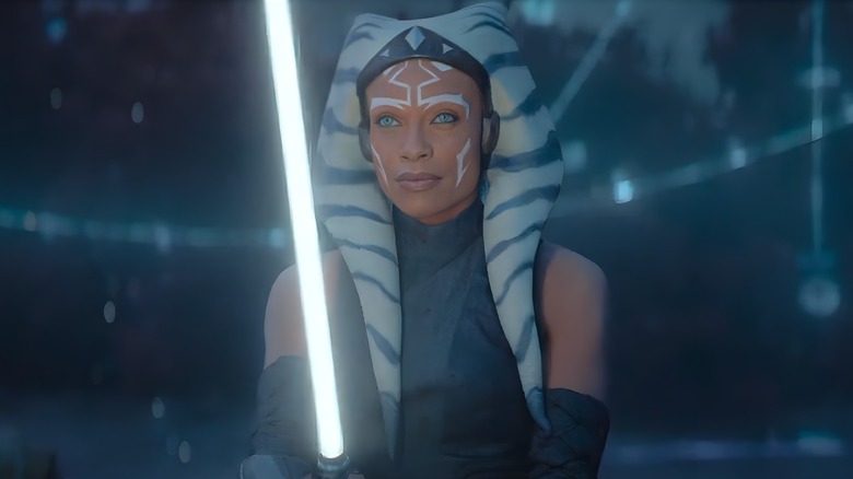 Ahsoka Tano prepares for battle