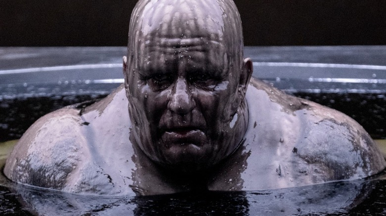 Baron Harkonnen having oil bath